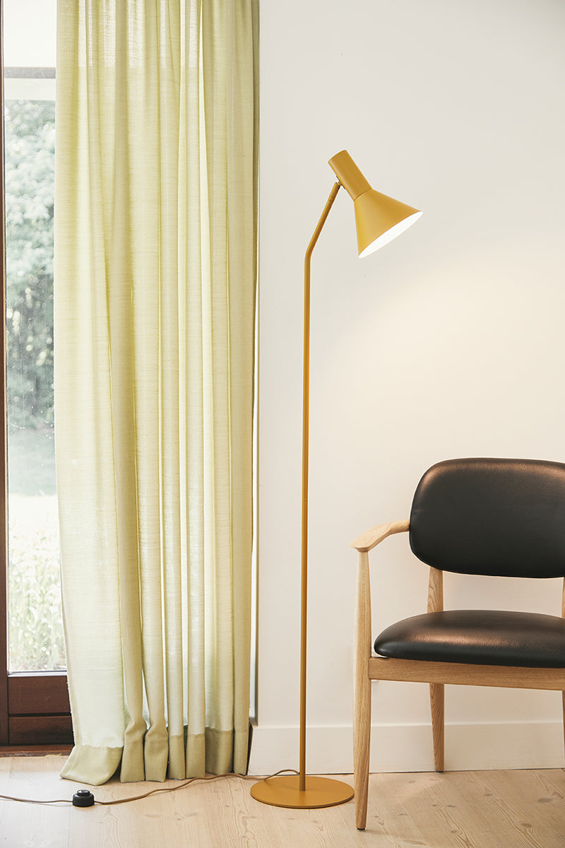 FRANDSEN - Ljus golvlampa - Matt mandel
