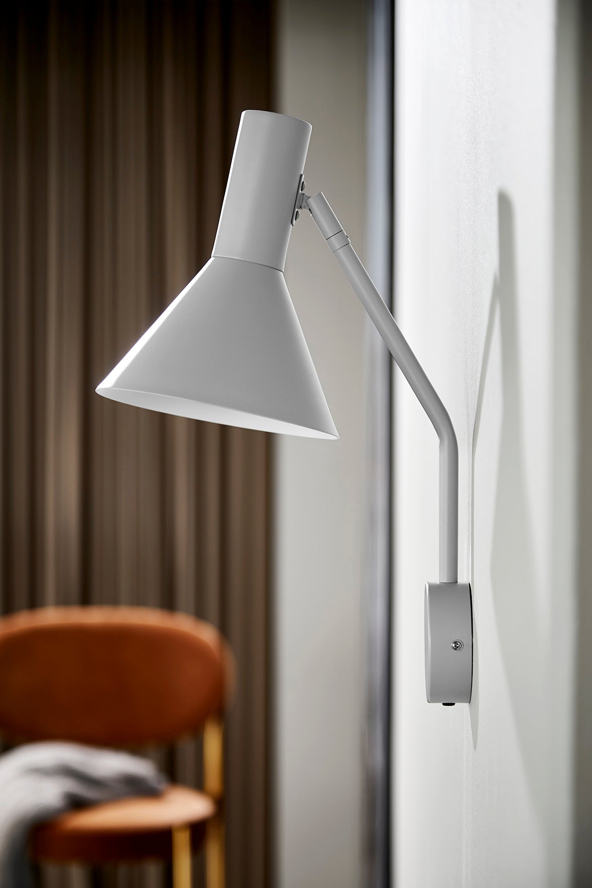 FRANDSEN - Lätt vägglampa - matt grå