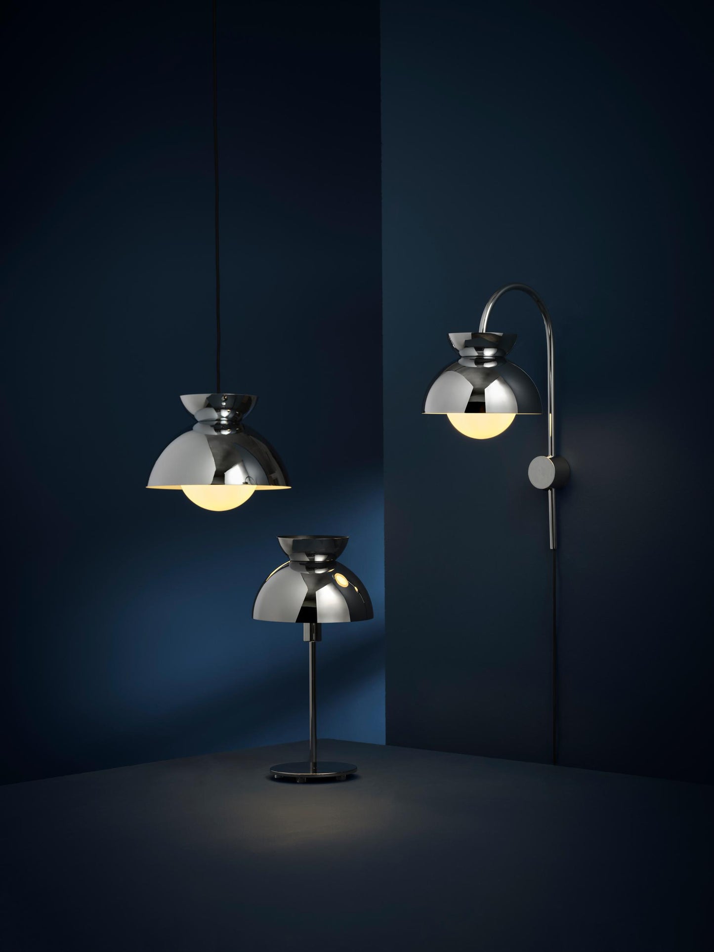 Frandsen Butterfly Bordlampe - Krom