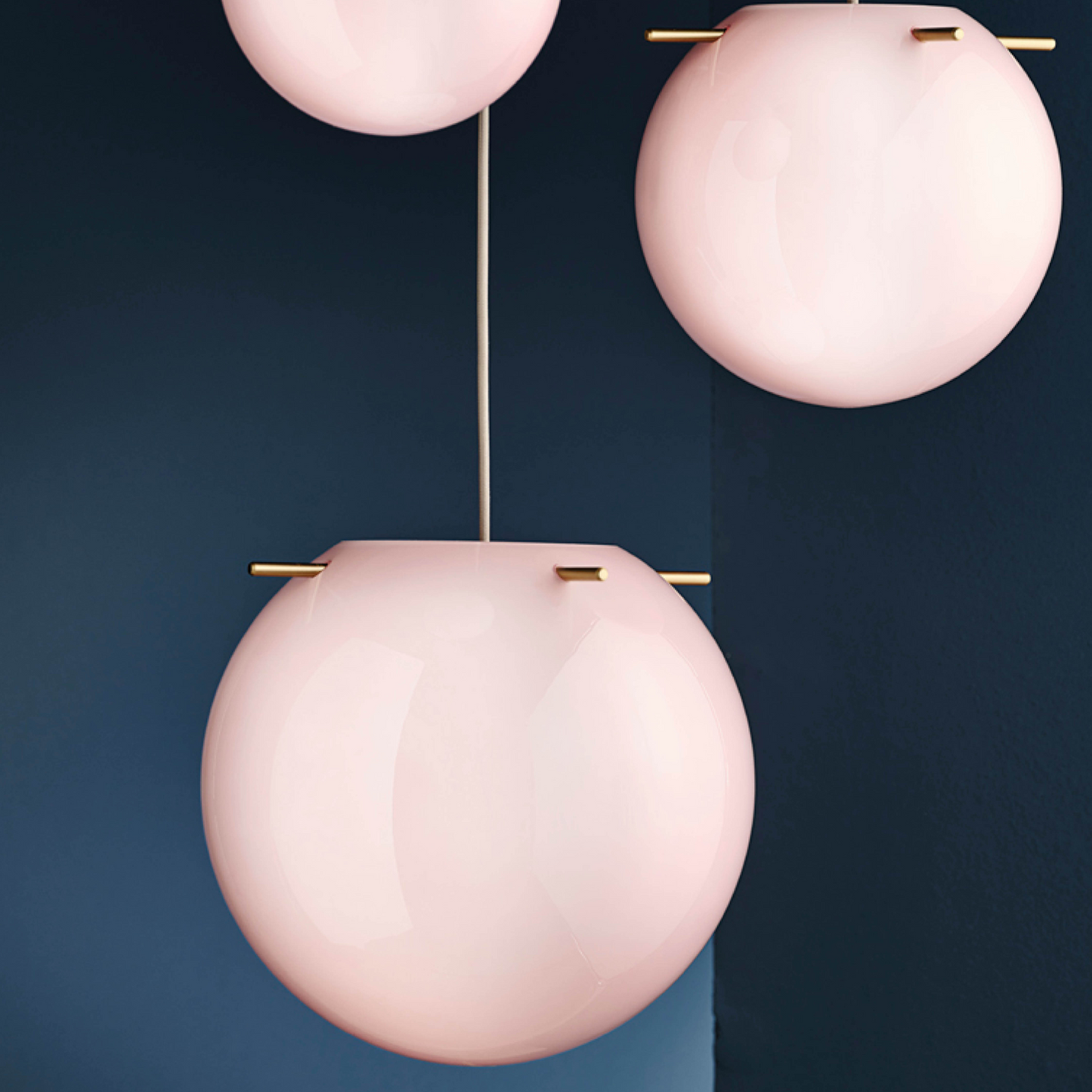 FRANDSEN Koi Pendel - Ø19 - Rose/messing Sticks