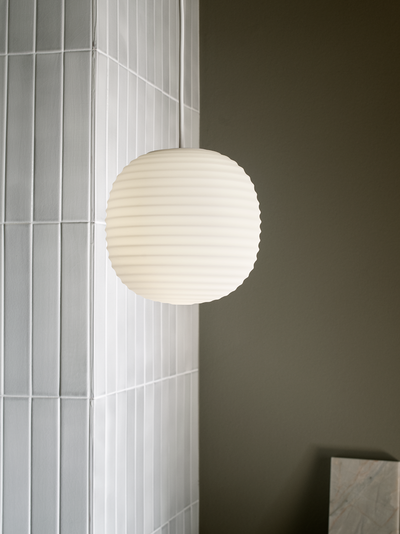 New Works Lantern Pendel Ø20 - Hvid Opal Glass
