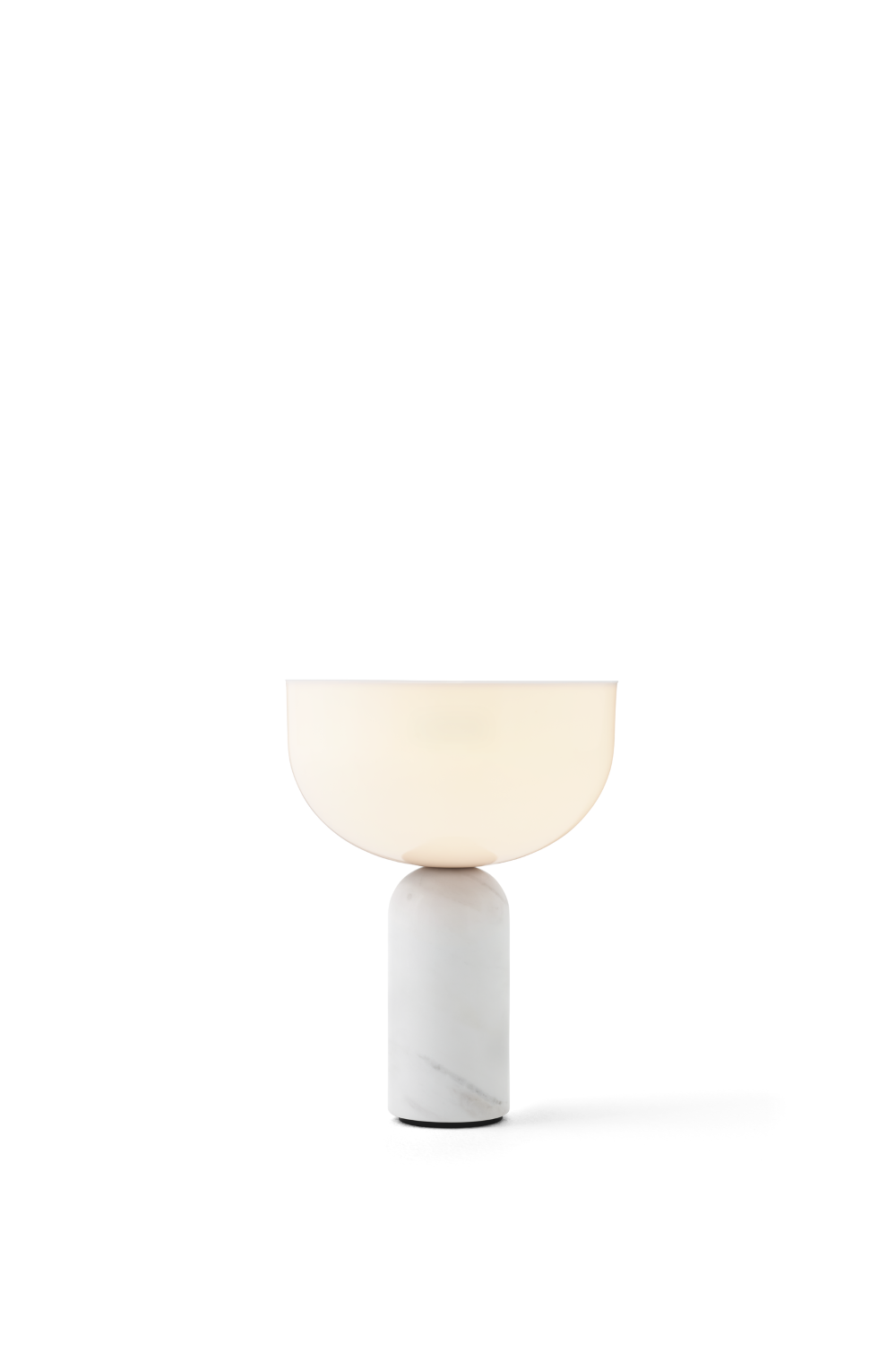 New Works Kizu Genopladelig Bordlampe - Hvid Marmor