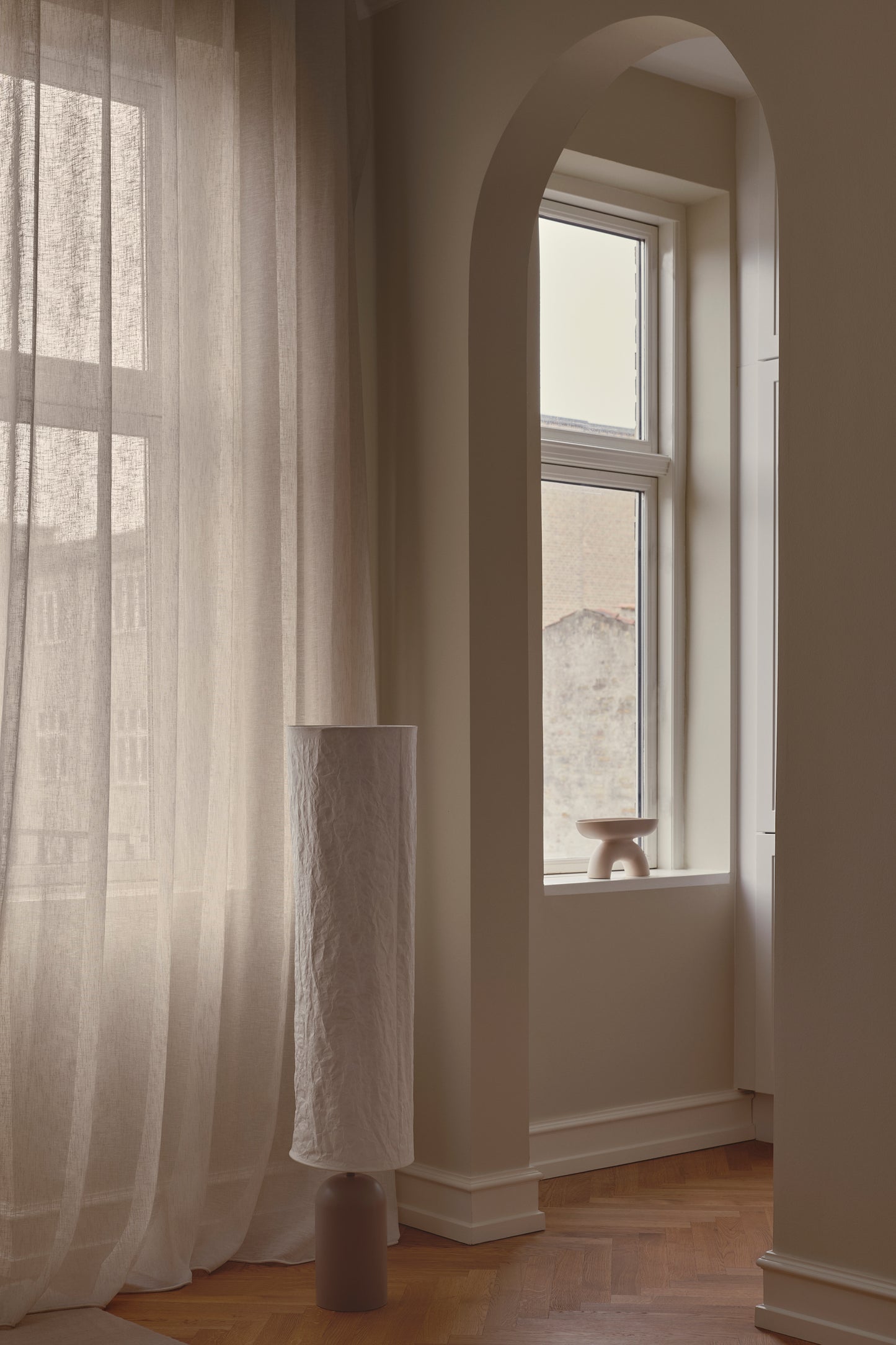 DFTP Talli golvlampa - Tyvek