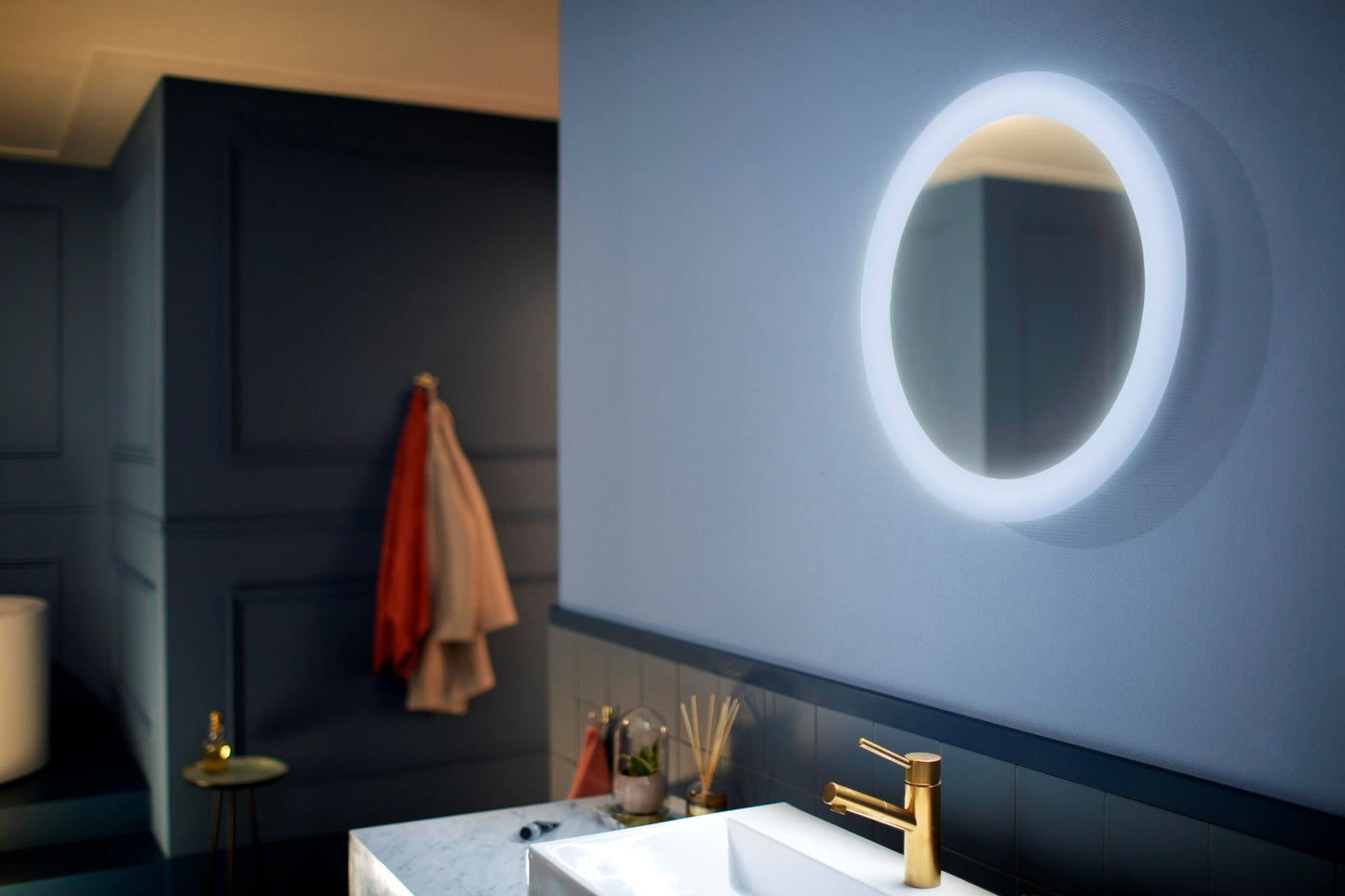 Philips Hue Adore Væglampe m. Spejl