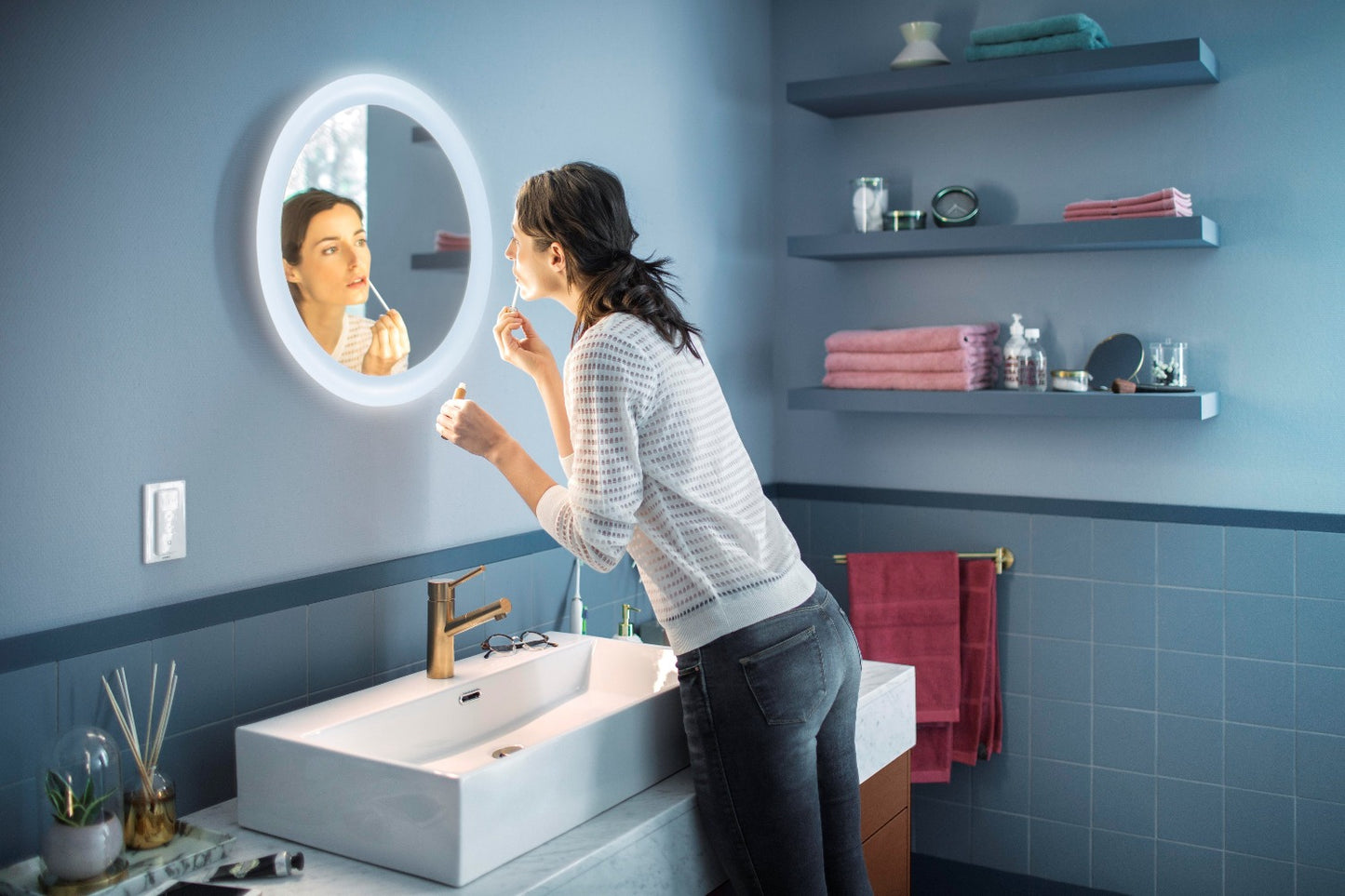 Philips Hue Adore Væglampe m. Spejl