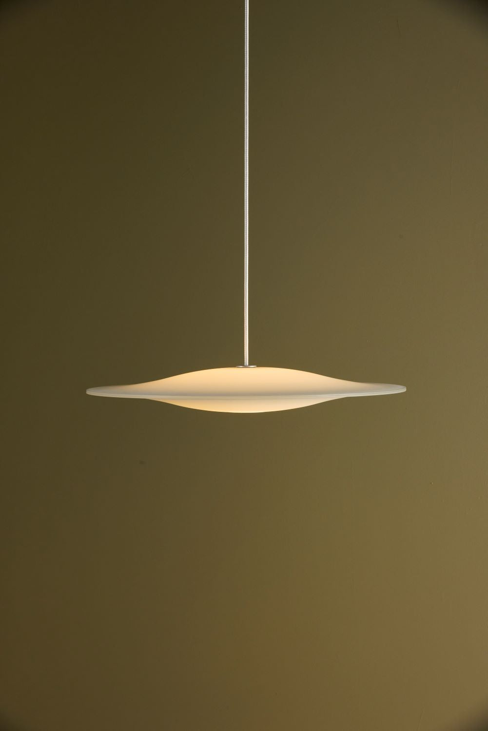 Sinus lampe i opal-glas fra Piet Hein – perfekt til moderne hjem