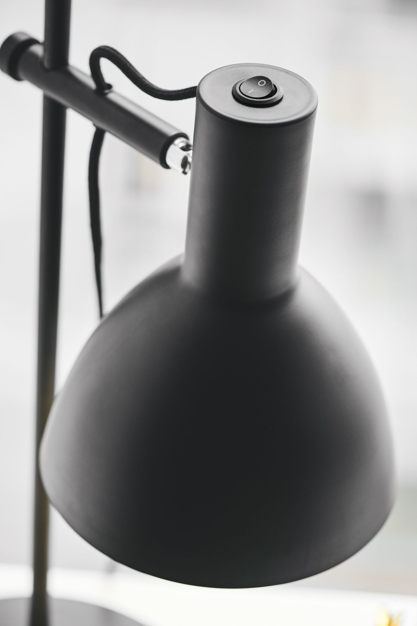 Halo Design Baltimore Vägglampa - Svart