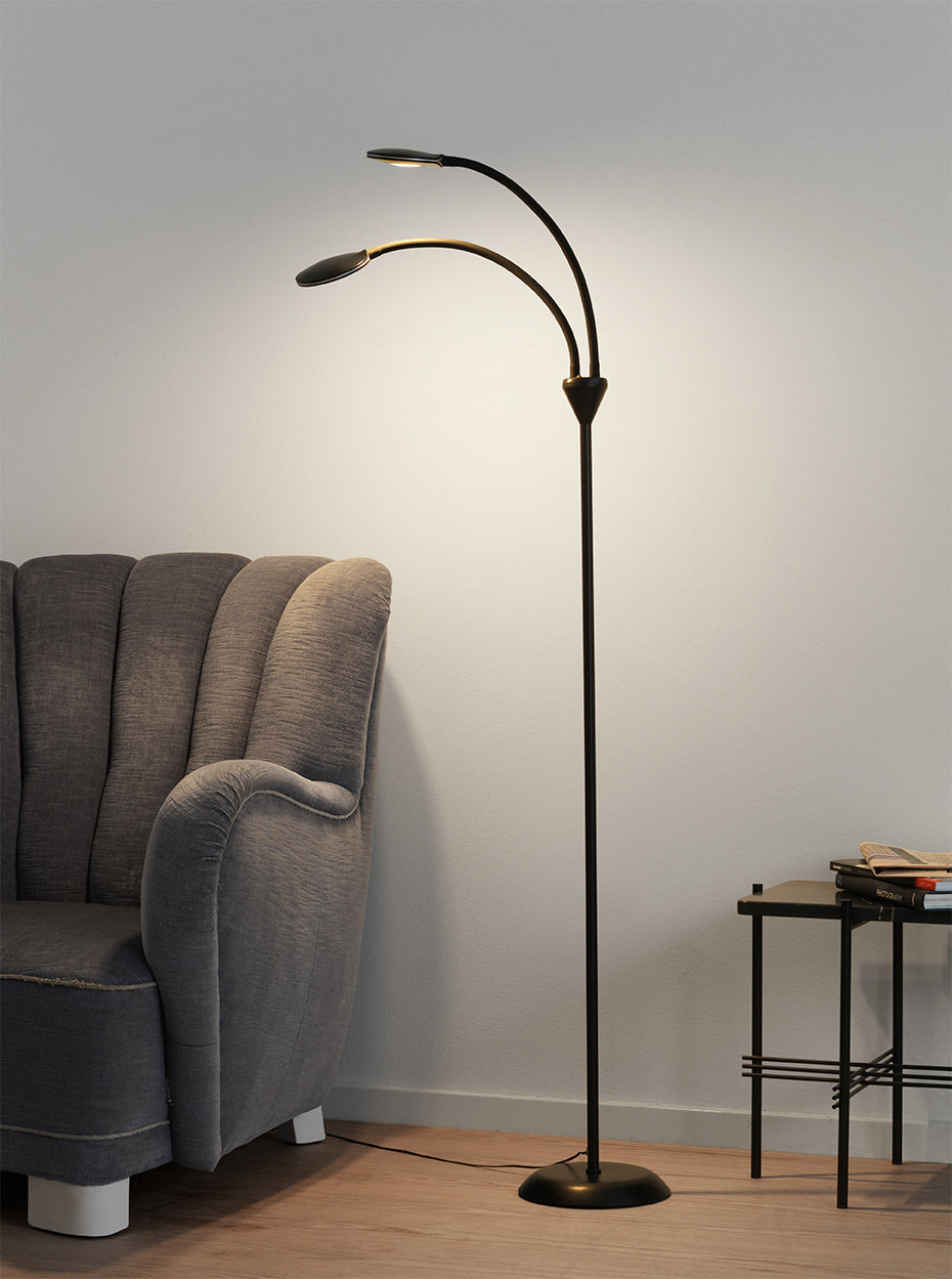 Halo Design Fix LED-golvlampa 2 lamphuvuden