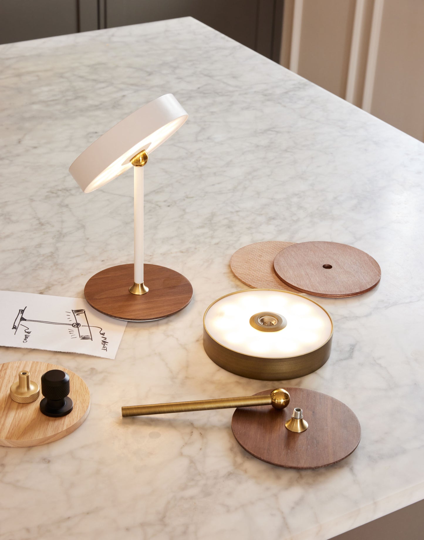Halo Design - On The Move - batteri bordslampa Ø13 – Varmvit