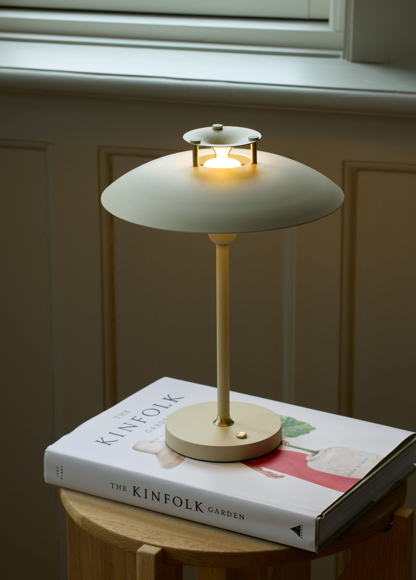 Halo design stepp 1-2-3 cream hygge med lys