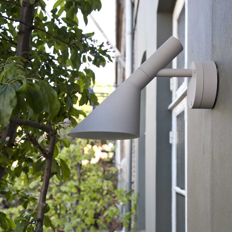 Louis Poulsen - AJ 50 - Udendørs Væglampe - Grå