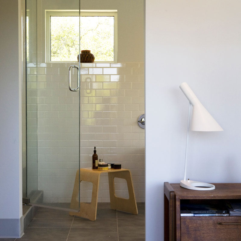 Louis Poulsen AJ Bordlampe V2 - hvid