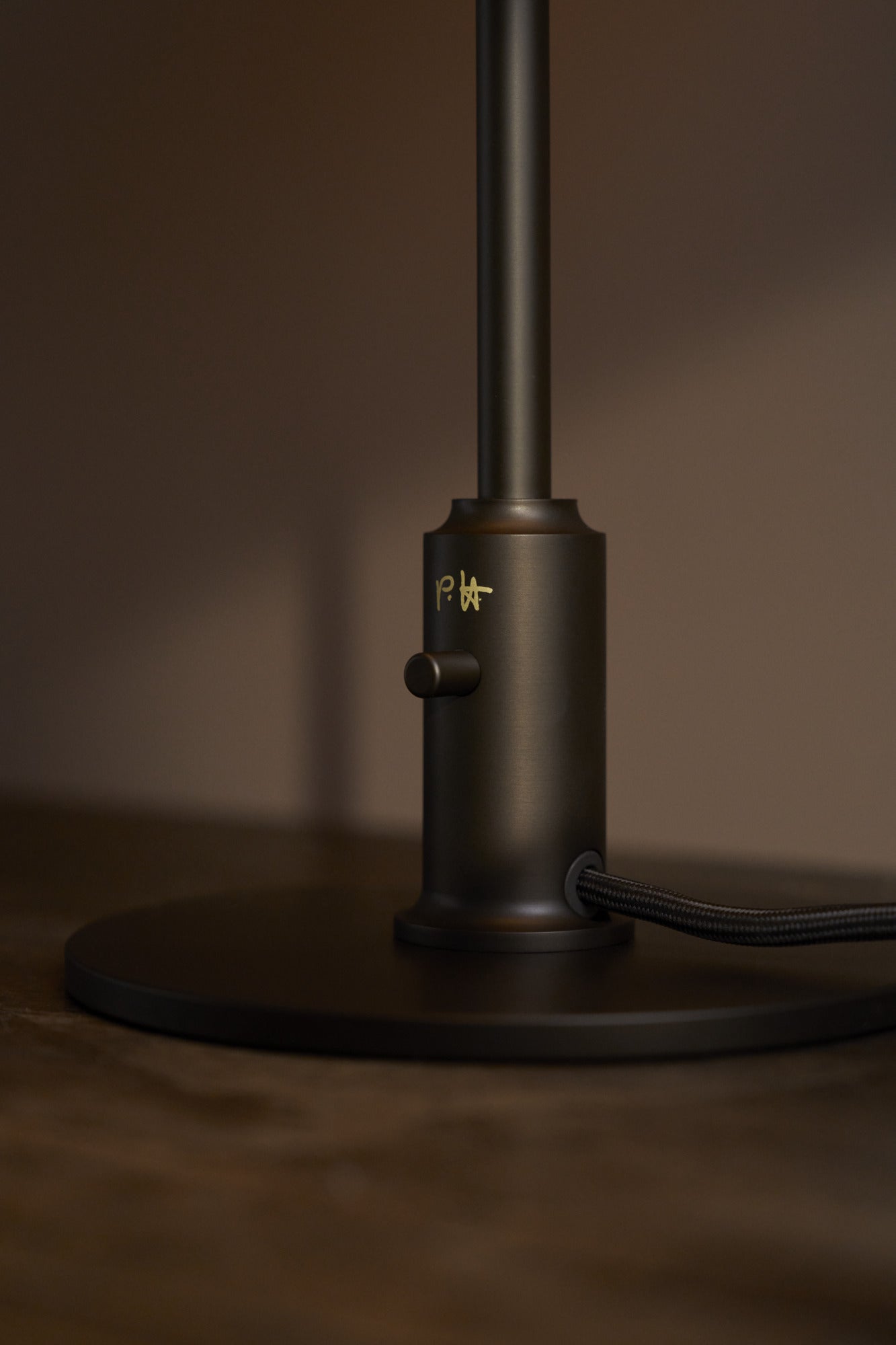 Louis Poulsen PH 3-2 Bordlampe - Dusty terracotta - limited edition 2025
