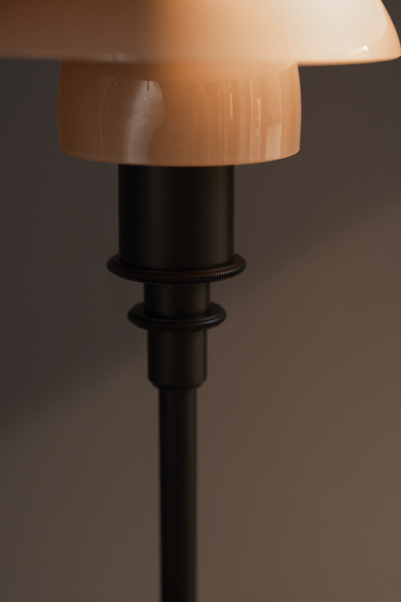 Louis Poulsen PH 3-2 Bordlampe - Dusty terracotta - limited edition 2025