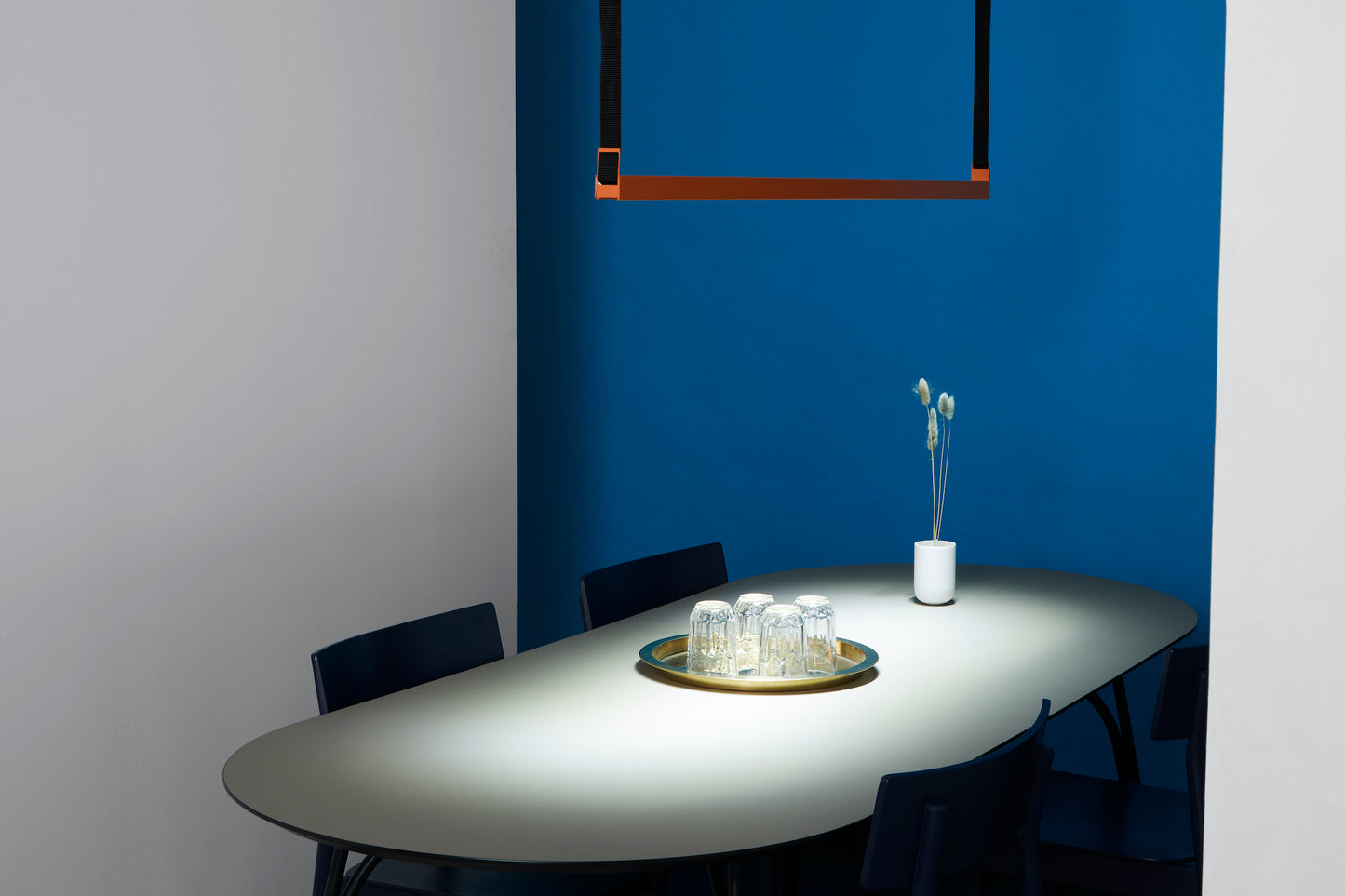 LOOM Design - BELTO långbordshänge - vit