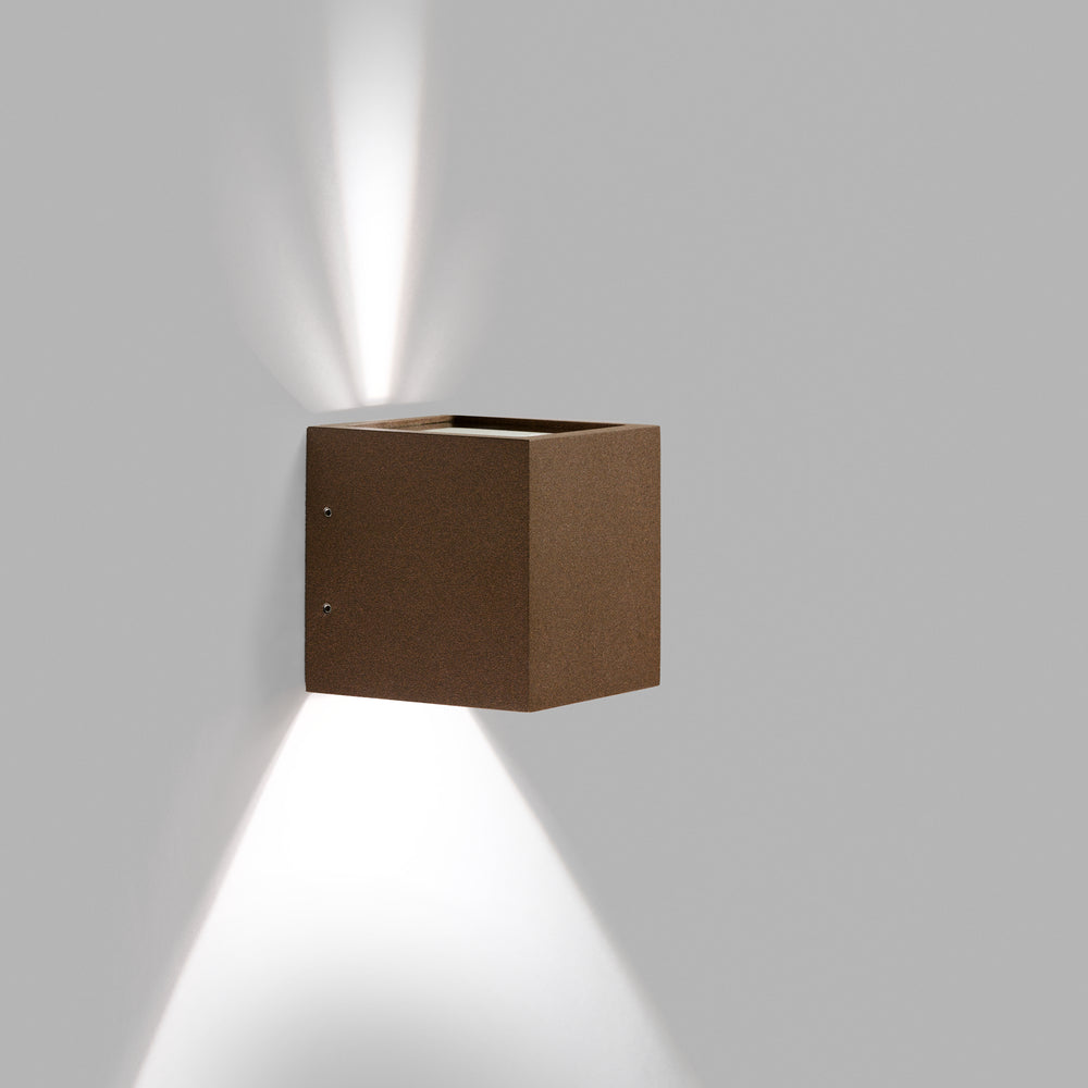 Light Point Cube XL LED - Væglampe - Rust