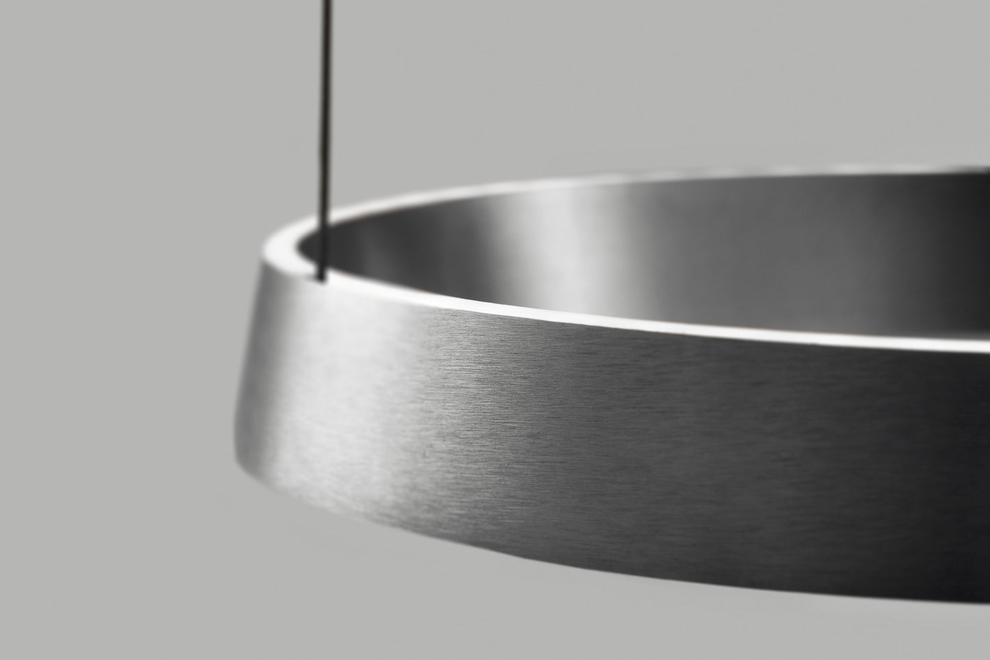 Light Point - Edge Pendel Rund LED - Ø40 - Titanium