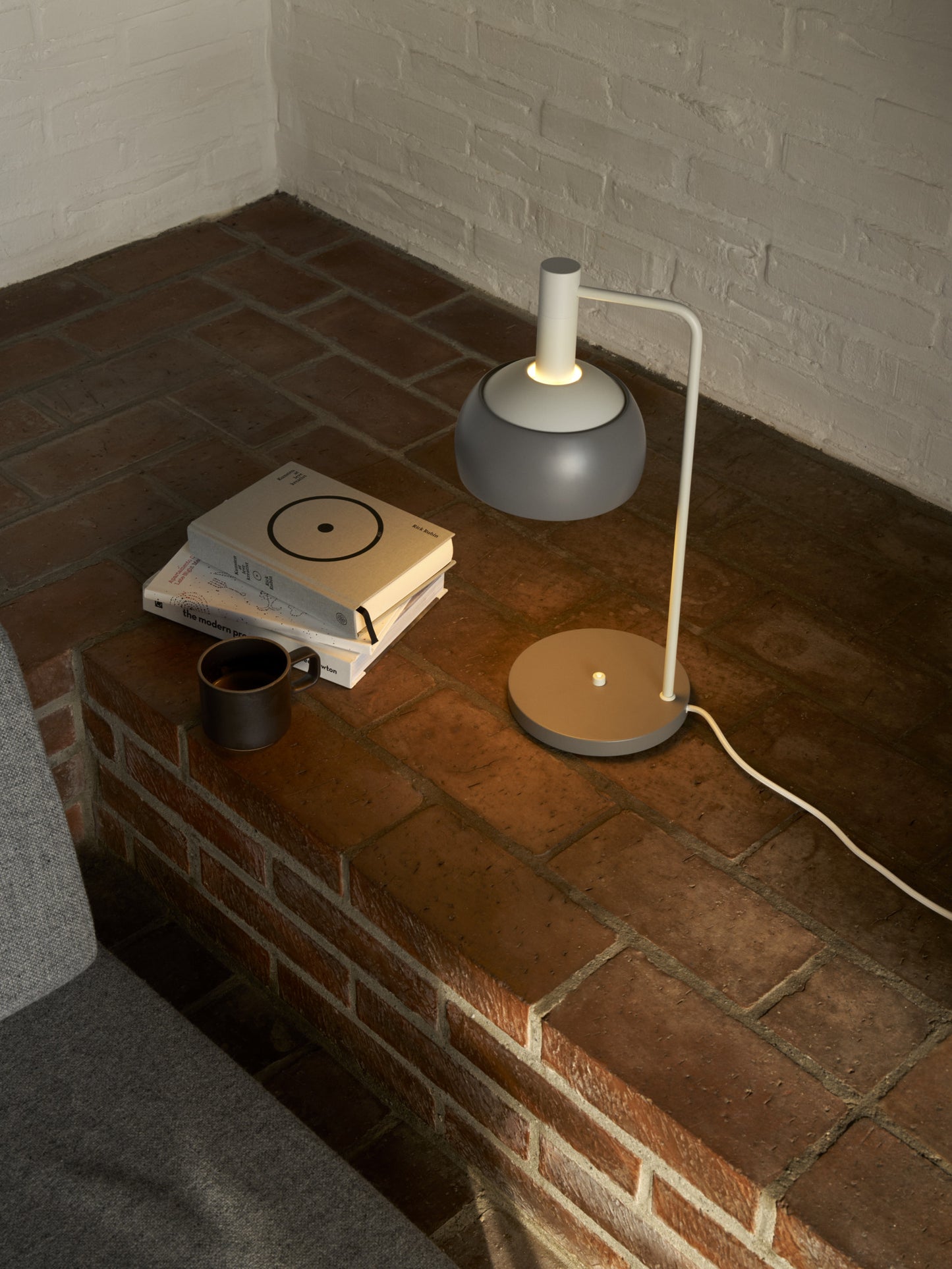 Louis Poulsen FJ Elements Bordlampe – Original Grey Ø175
