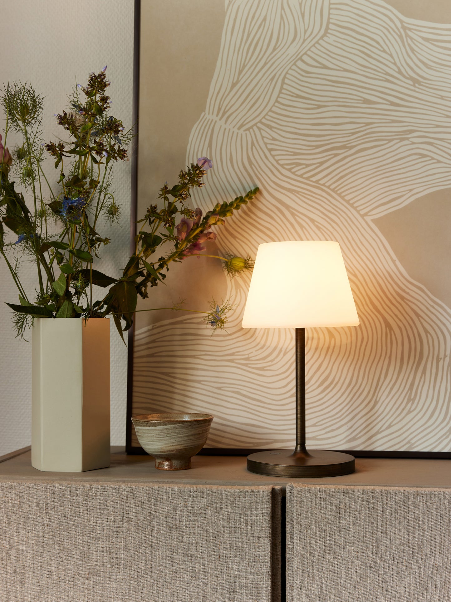 Halo Design New Northern Battery Bordslampa - Antik mässing