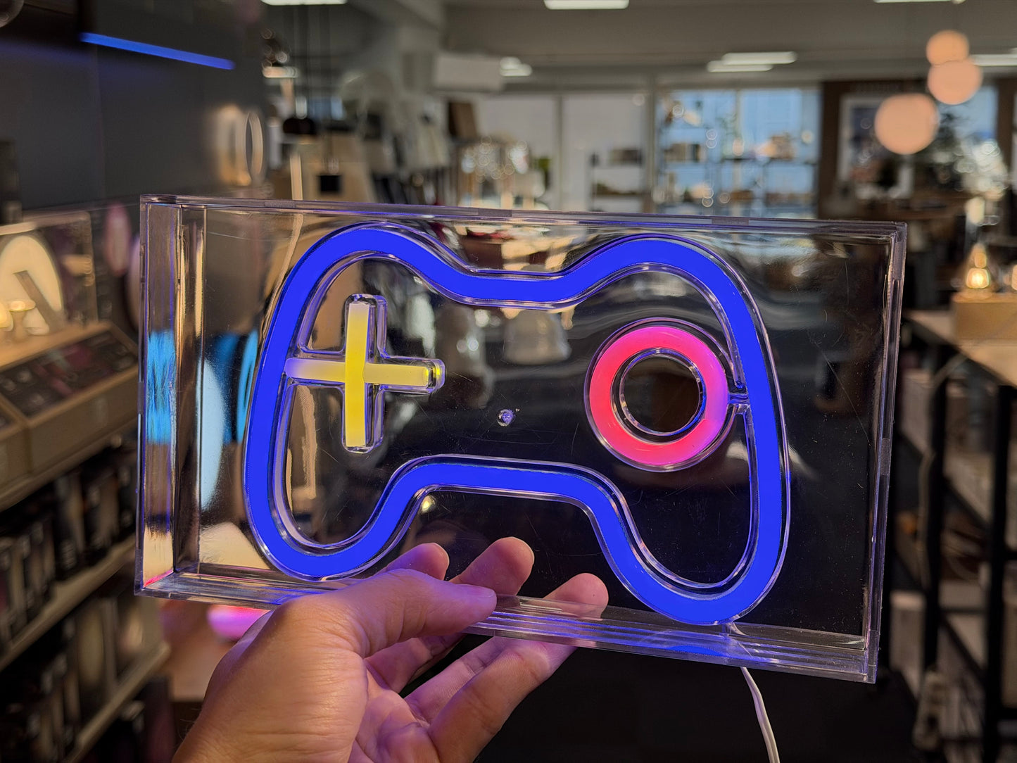 Veliline Neon-skilt GAME i plexi-ramme 23x4x13 cm inkl. USB ledning