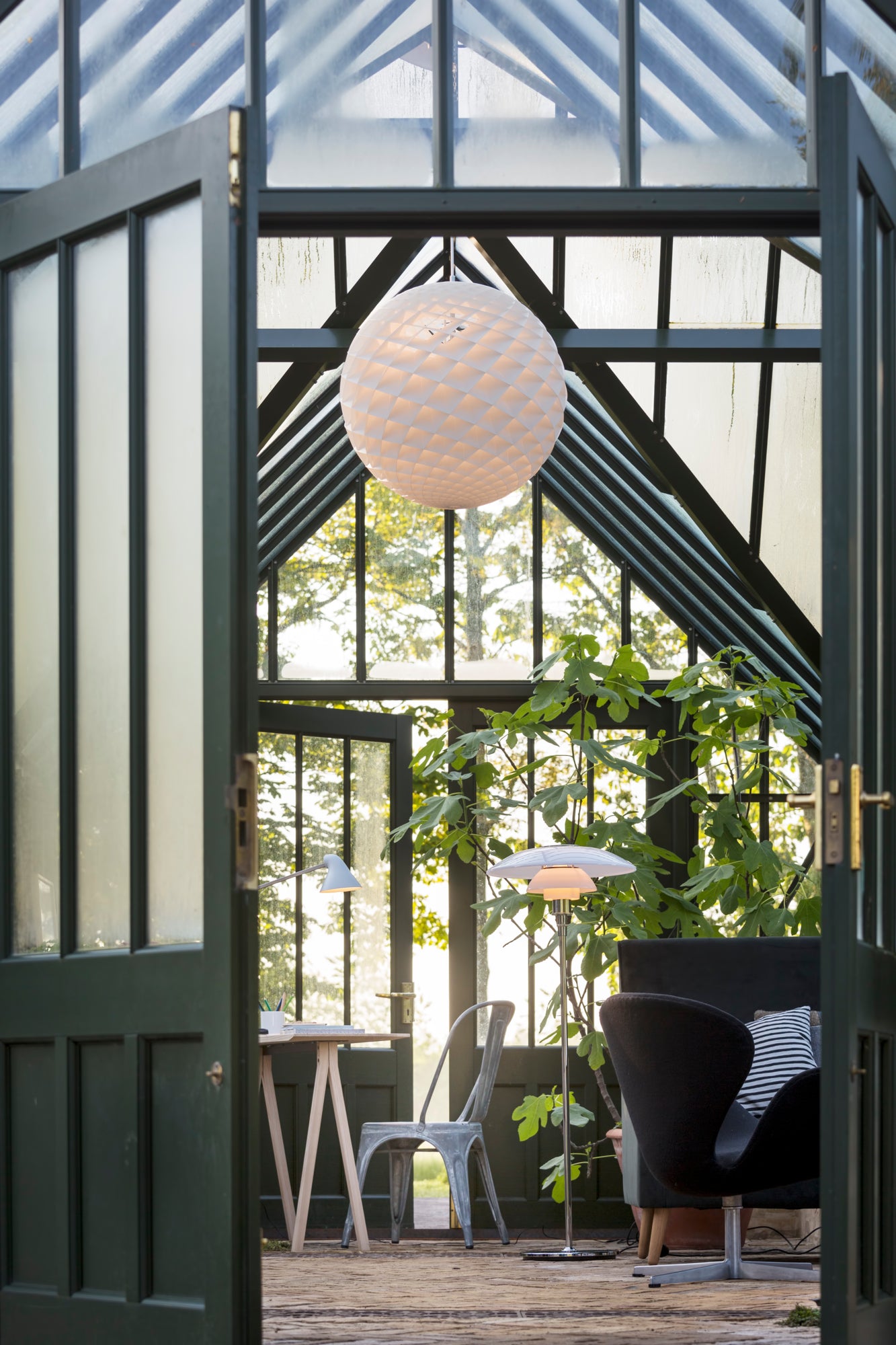 Louis Poulsen - PH 4½-3½ Golvlampa - Högglansförkromad