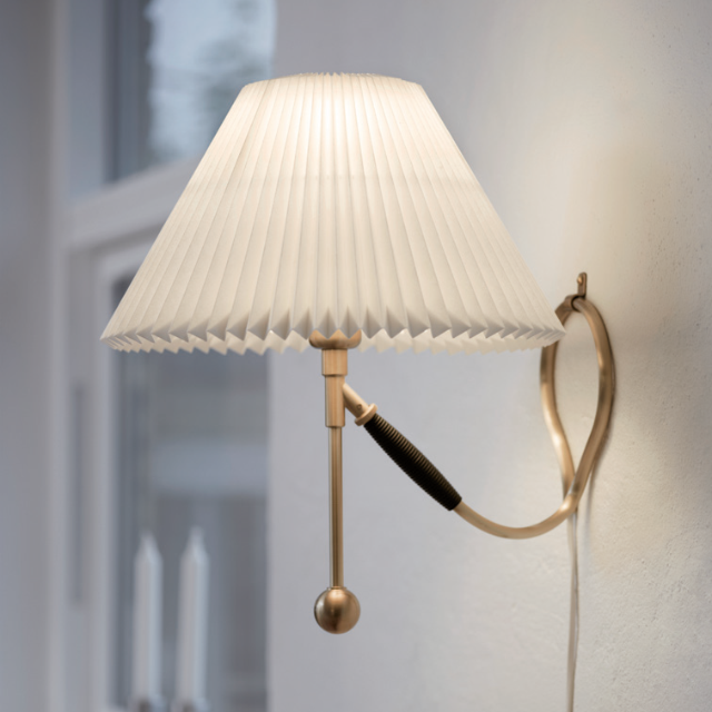 Le Klint - 306 Bordlampe/Væglampe Messing