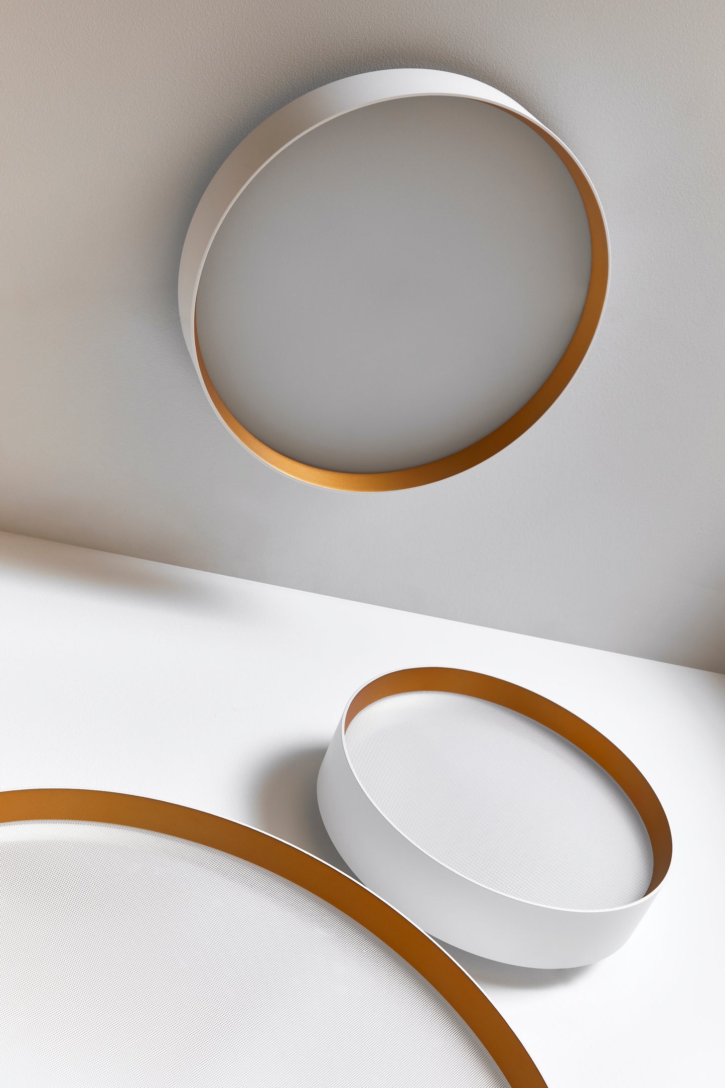 Loom design Lucia Loftlampe 45 White/Gold