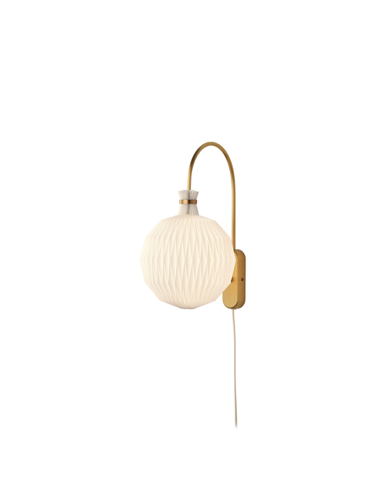 Le Klint 101 Frugtlygten Kaare Klint Legacy mini væglampe, messing