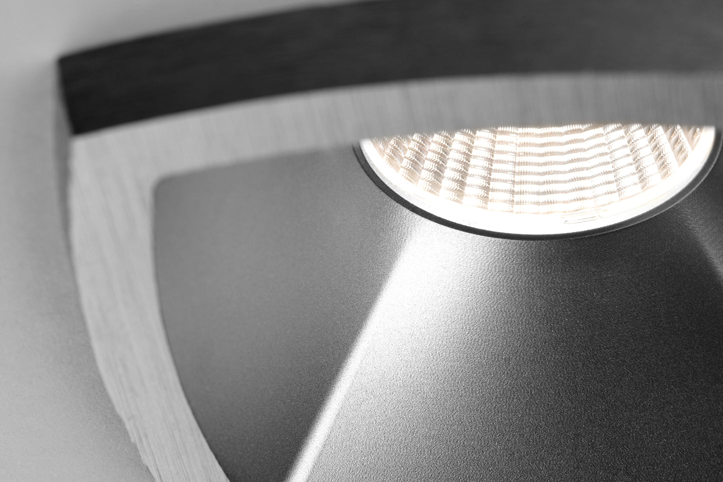Light Point Mirage 1+ indbygningsspot 120mm - Titanium
