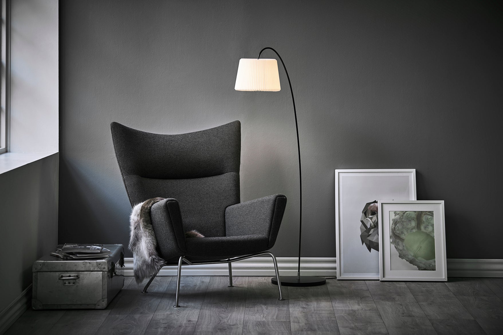 Snowdrop gulvlampen fra Le Klint - Vintergækken