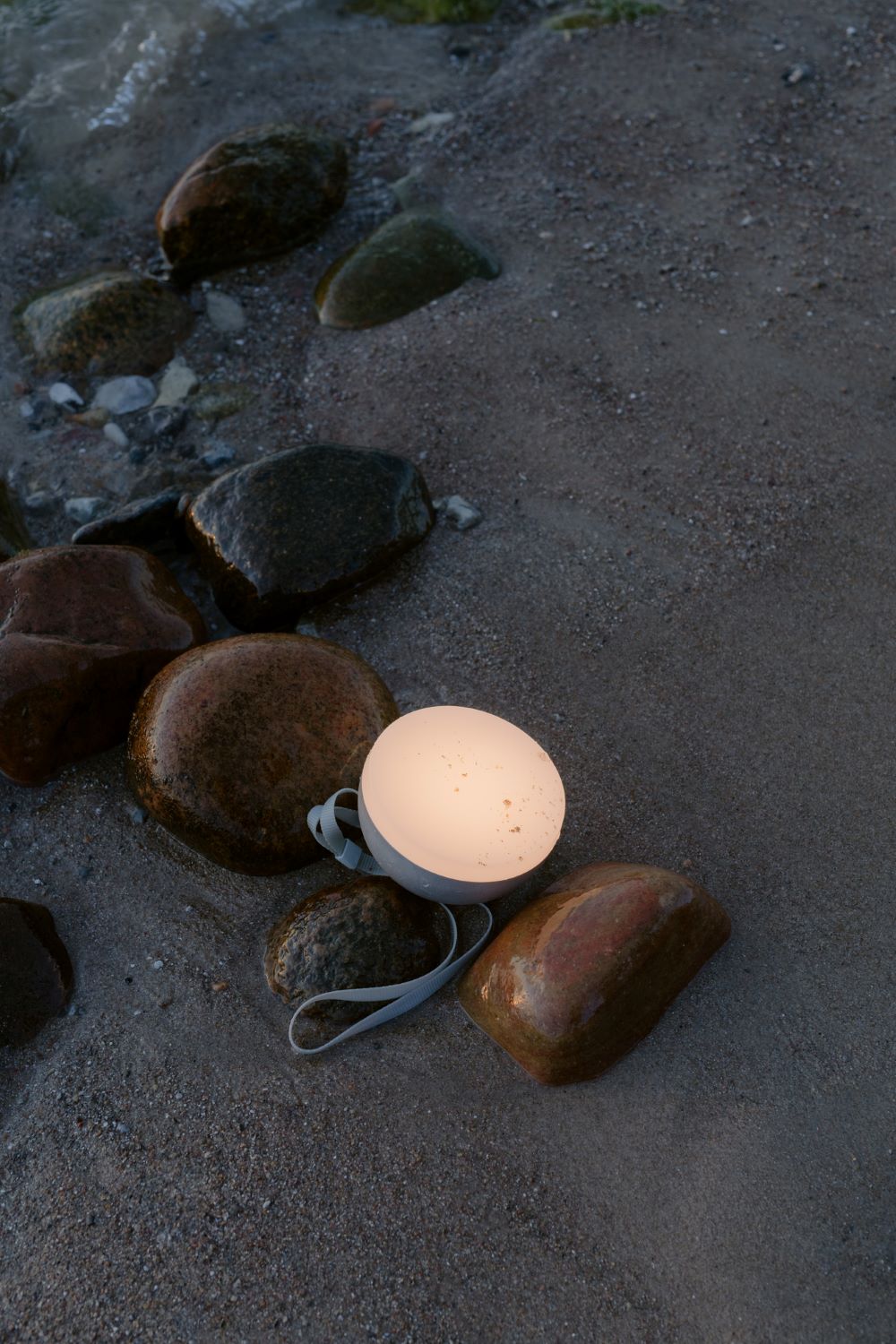 New Works Sphere Adventure Light - Varm Grå