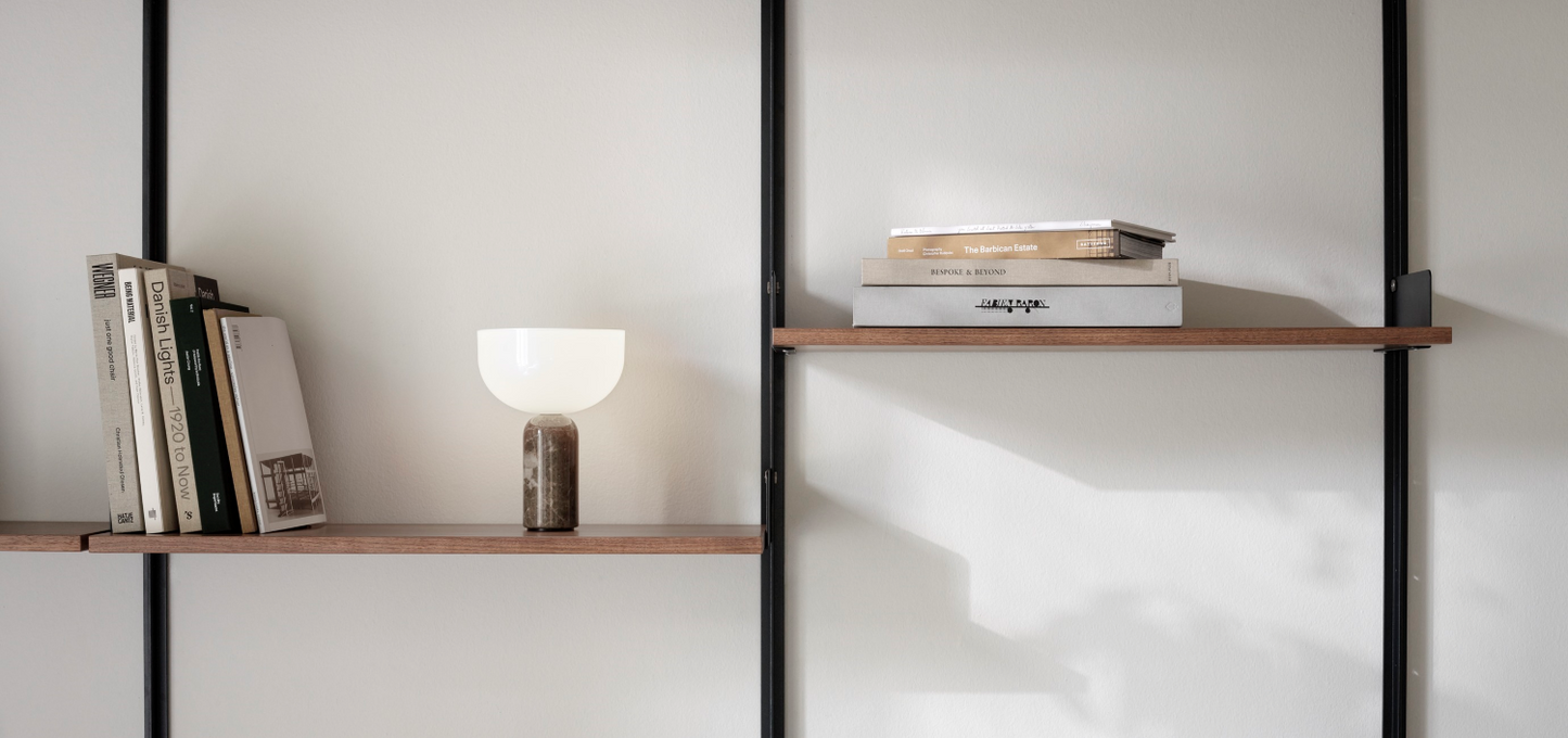 New Works Kizu Genopladelig Bordlampe - Gris Du Marais Marmor