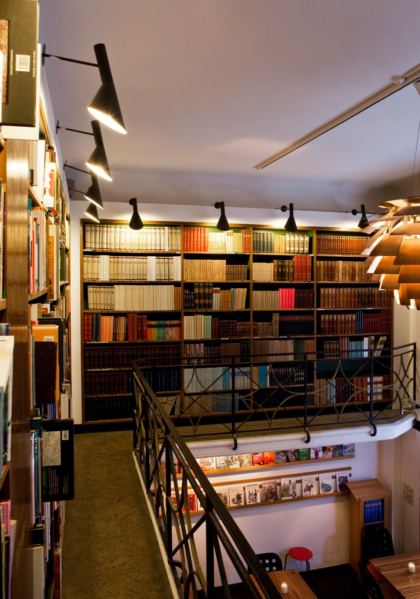 Louis Poulsen AJ Væglampe m. ledning - Sort