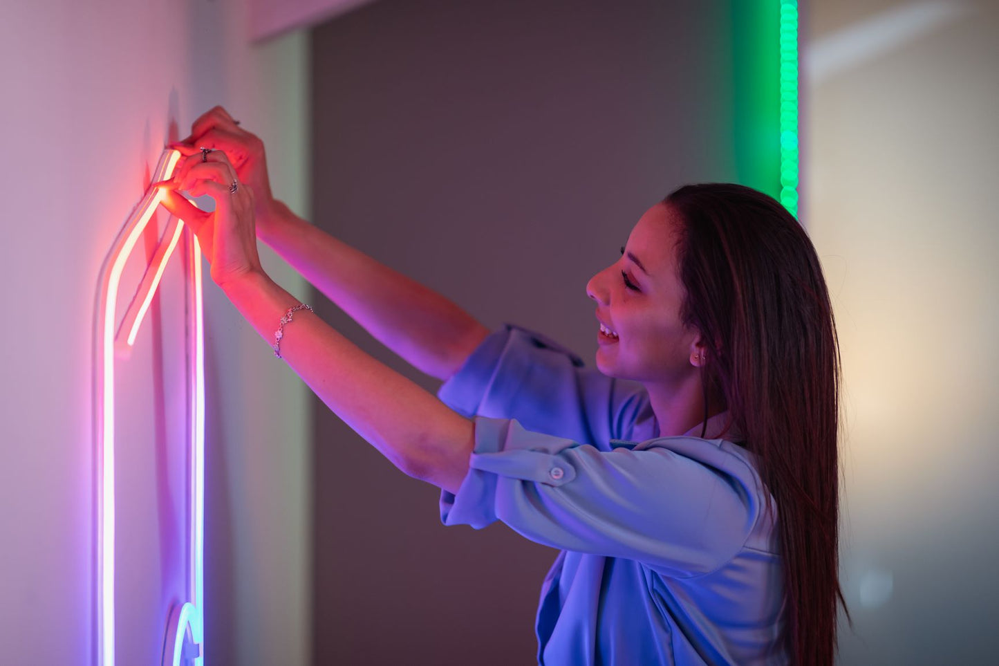 Wiz Smart Neon Lysslange