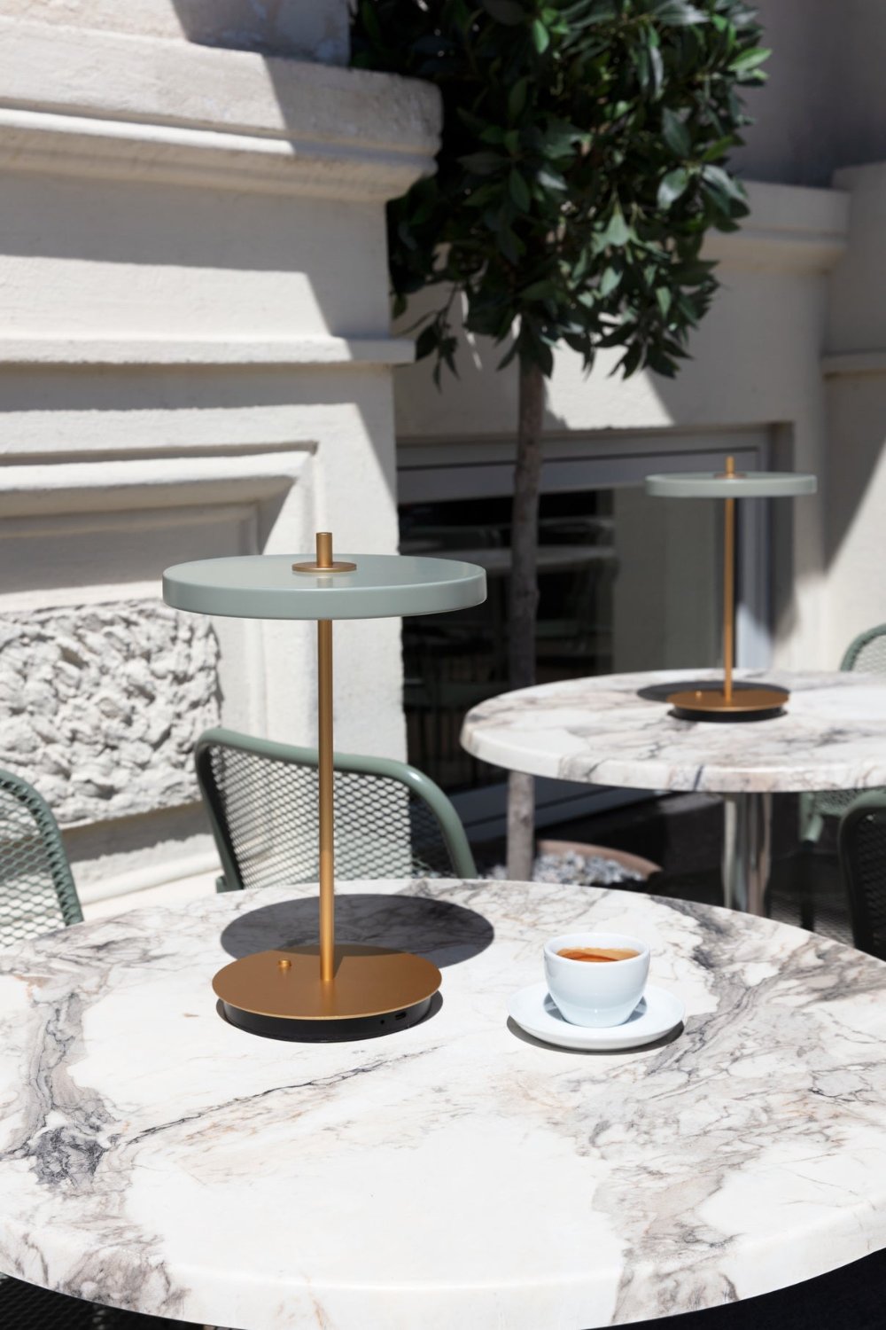 Umage Asteria Move Portable bordlampe - Oliven Grøn