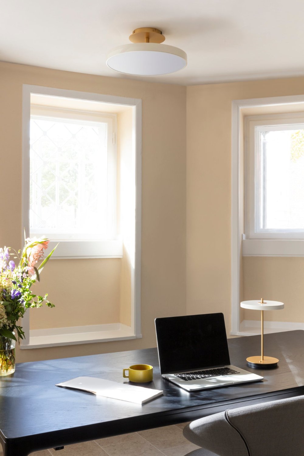 Hvid loftlampe umage
