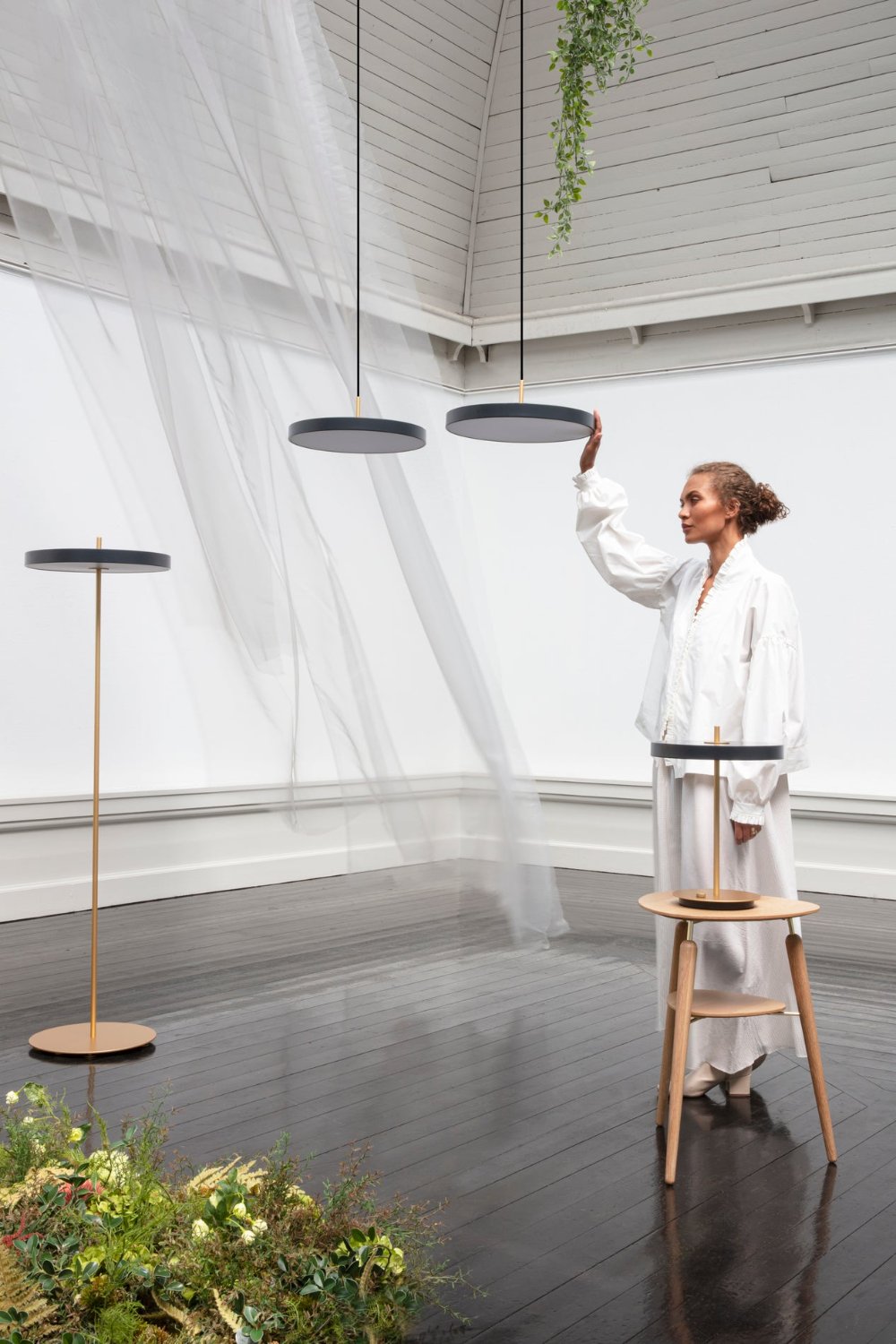 Antracit gulvlampe