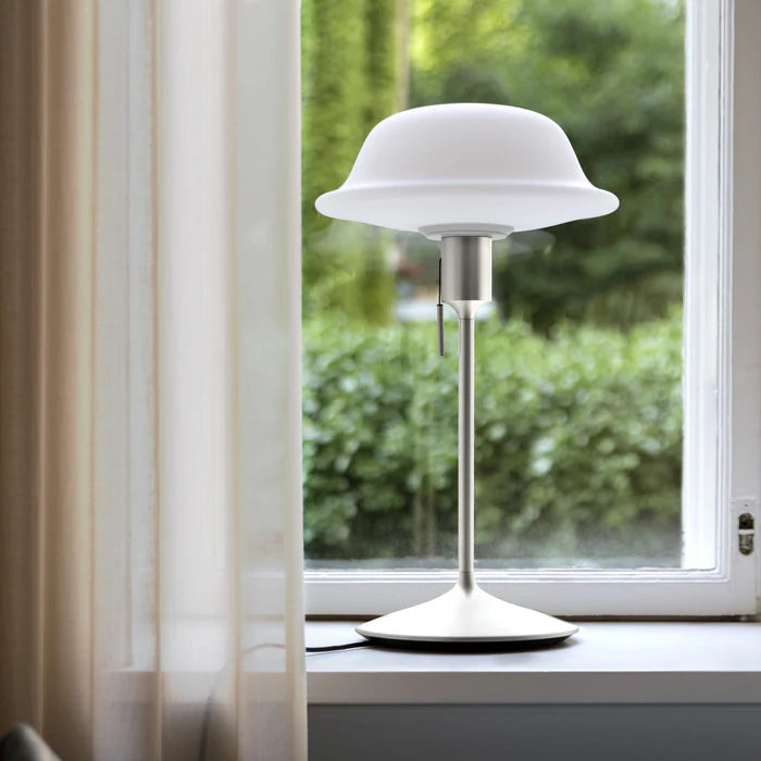 Stål lampe umage