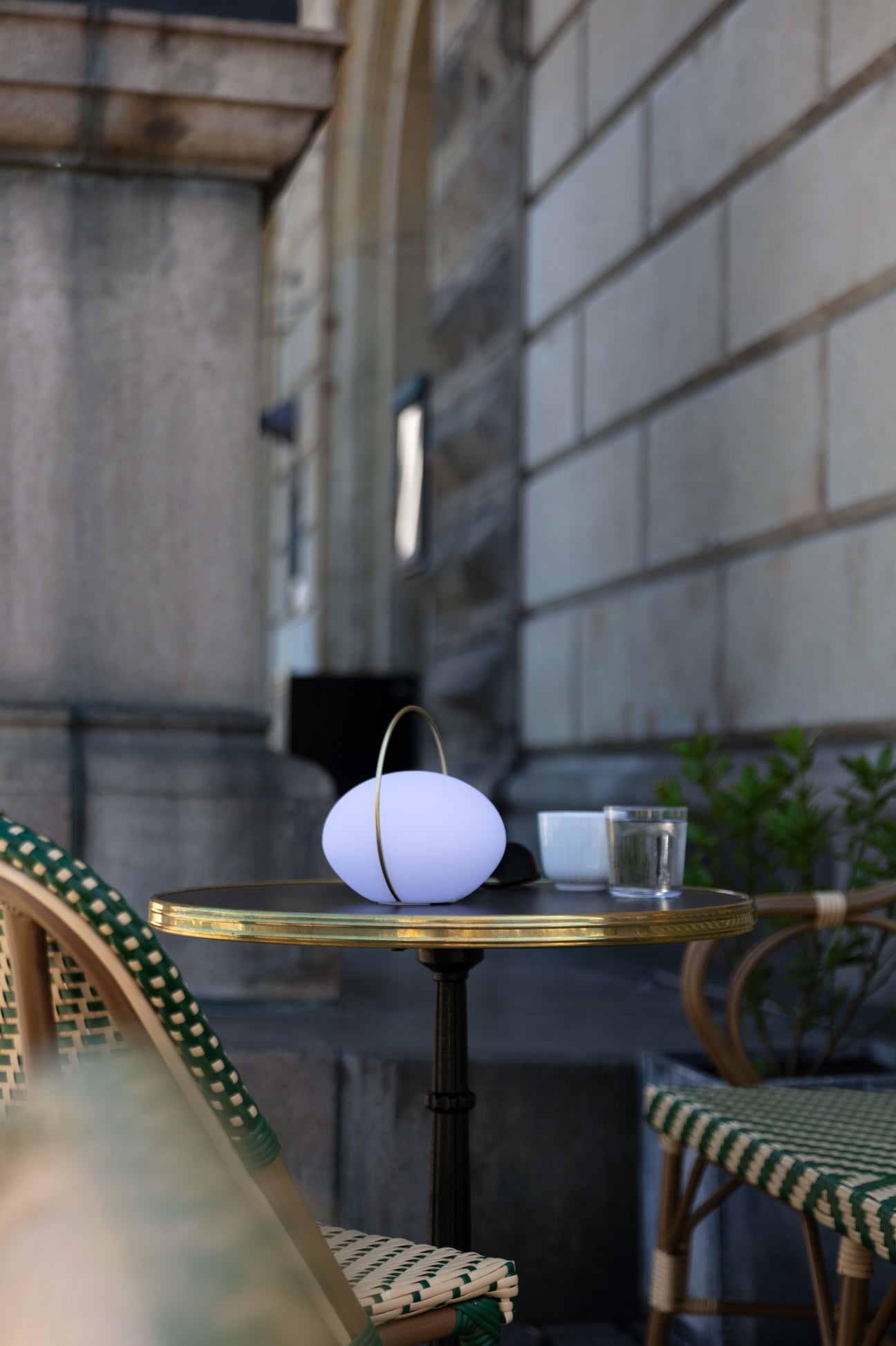 Transportabel bordlampe umage orbit