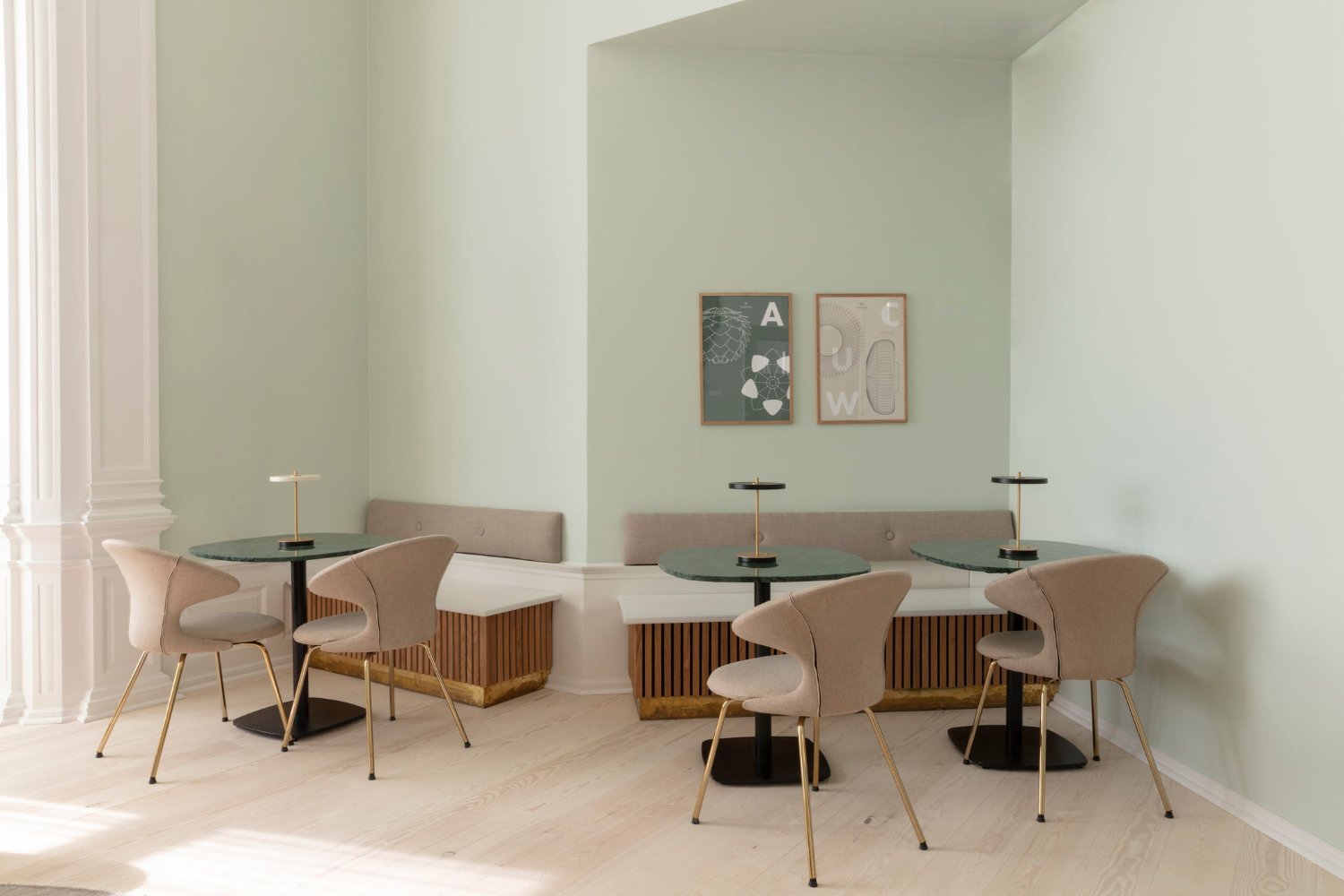 Sort bordlampe umage asteria