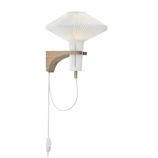 Mushroom væglampen fra Le Klint lys eg