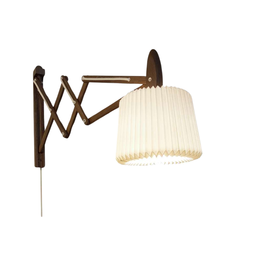 LE Klint saxlampe røget eg med snowdrop skærm model 120