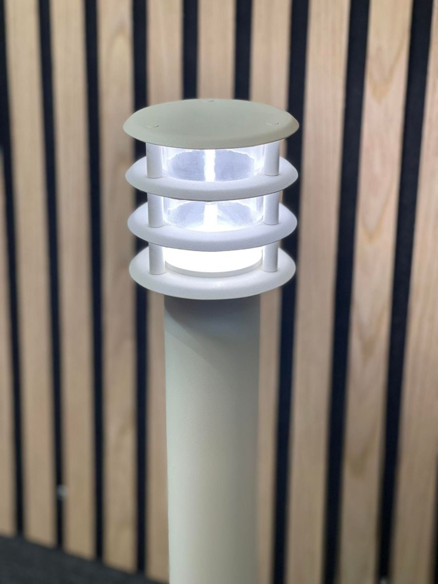 Belid - Granit hvid led bedlampe fra Belid - UDSTILLINGSMODEL - 1 Stk. tilbage fra Lampeexperten