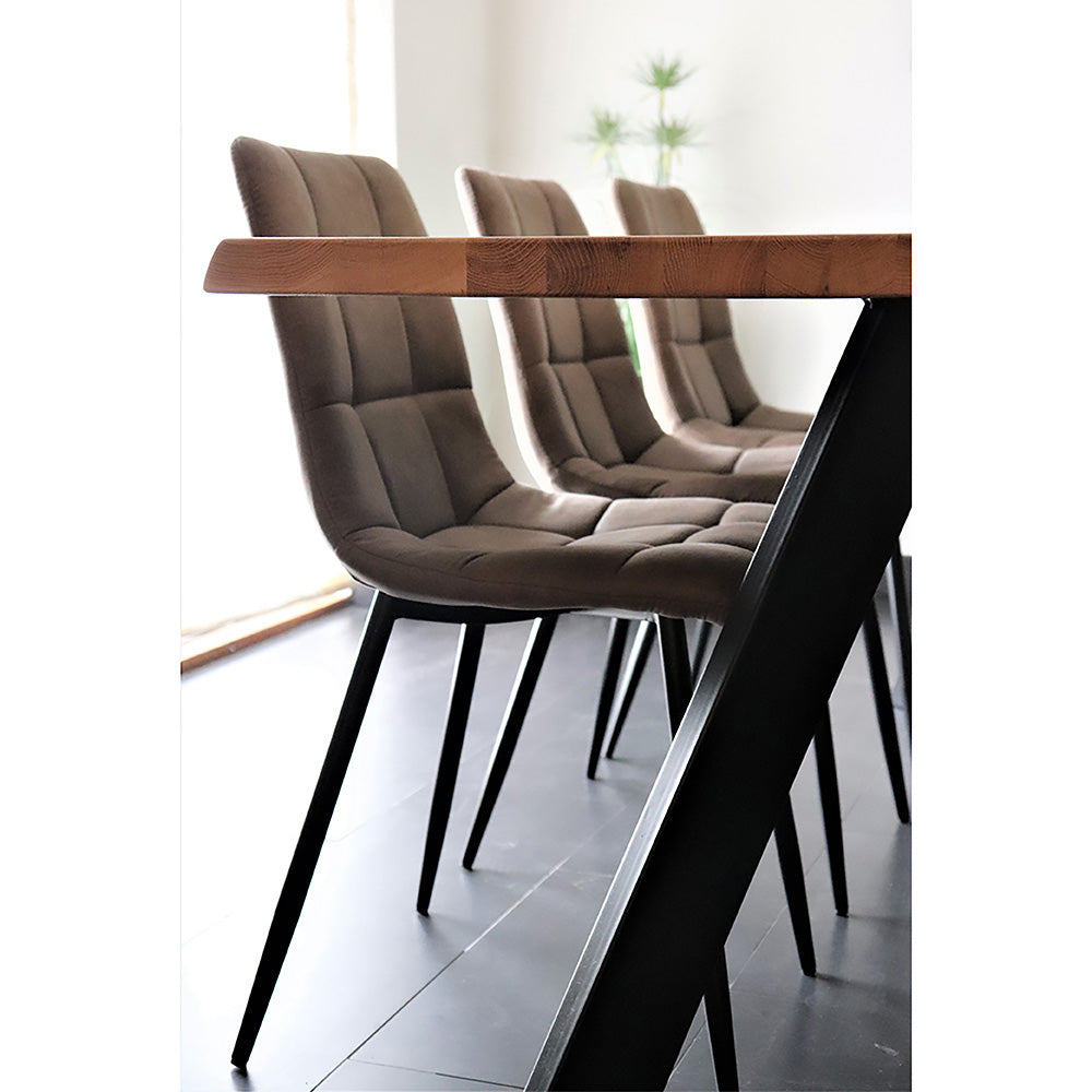 House nordic Middelfart spisebordsstol - lysebrun, sorte ben
