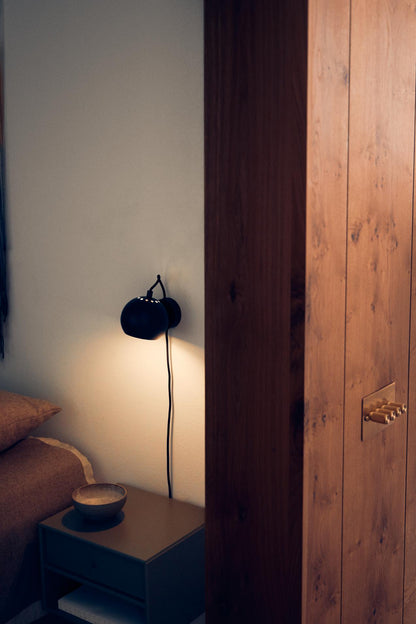 FRANDSEN Ball Væglampe Mat Sort