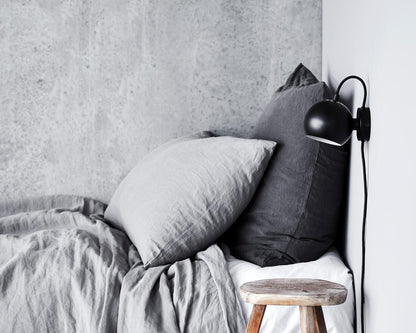 FRANDSEN Ball Væglampe Mat Sort