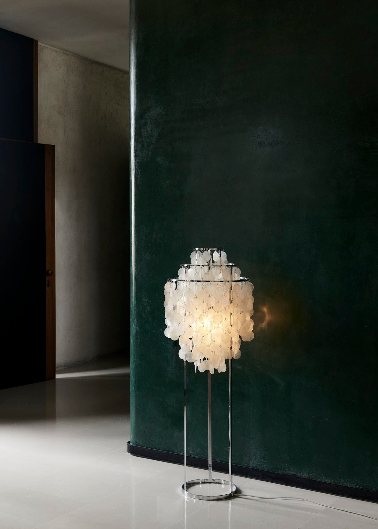 Verpan - Kul 1 STM Golvlampa krom från