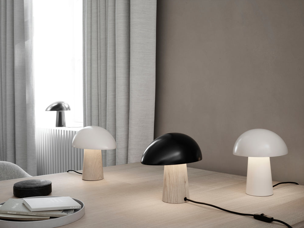 Fritz Hansen Night Owl - Smokey White