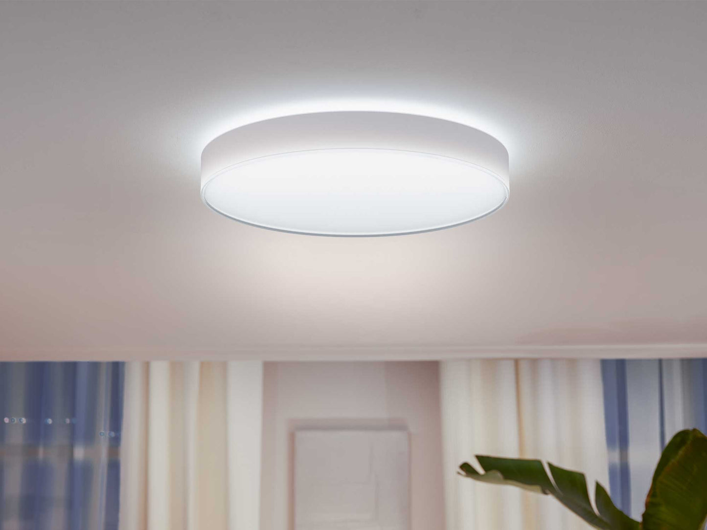 Hue Enrave XL ceiling lamp white