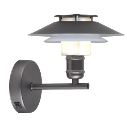 Halo Design 1123 Vägglampa - Svart